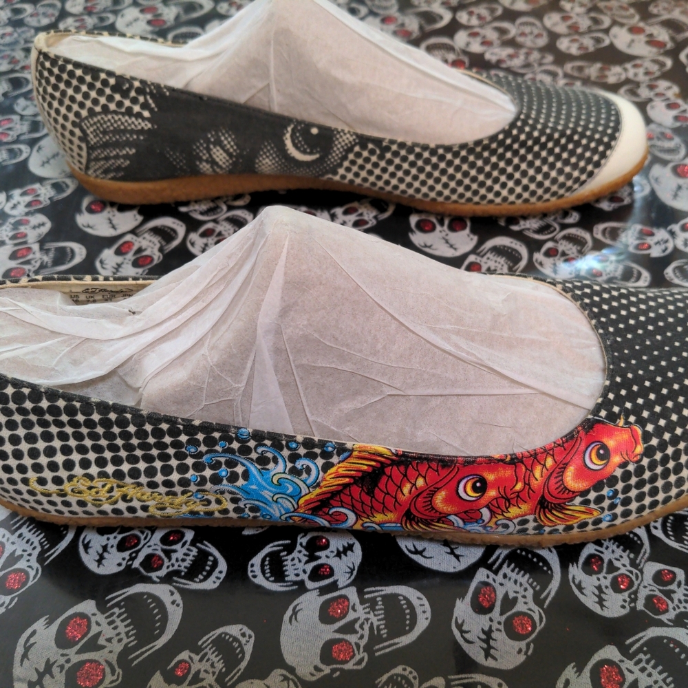 Ed Hardy Koi fish casual slip on size 10 shoes